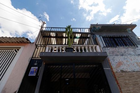 Casa à venda com 100m², 4 quartos e 1 vagaFachada