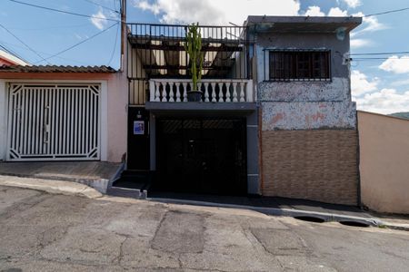 Casa à venda com 100m², 4 quartos e 1 vagaFachada