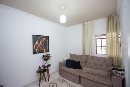 Casa à venda com 200m², 2 quartos e 1 vagaQuarto 1