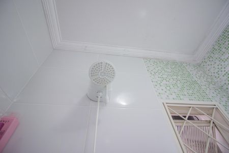 Casa à venda com 200m², 2 quartos e 1 vagaBanheiro Social