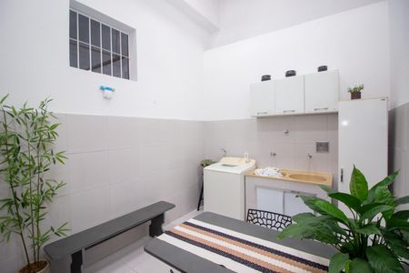 Casa à venda com 200m², 2 quartos e 1 vagaCozinha e Área de Serviço