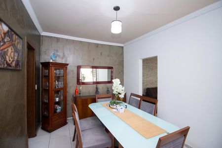 Casa à venda com 200m², 2 quartos e 1 vagaCopa