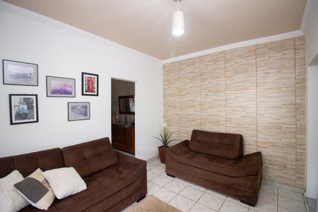 Sala de casa à venda com 2 quartos, 200m² em Tres Barras, Contagem