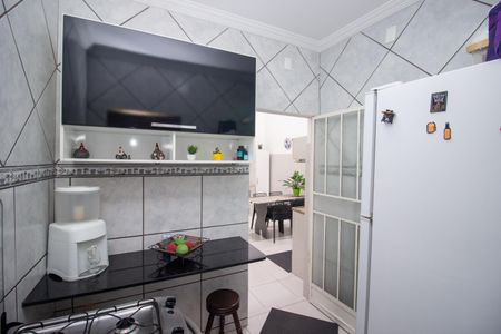 Casa à venda com 200m², 2 quartos e 1 vagaCozinha e Área de Serviço