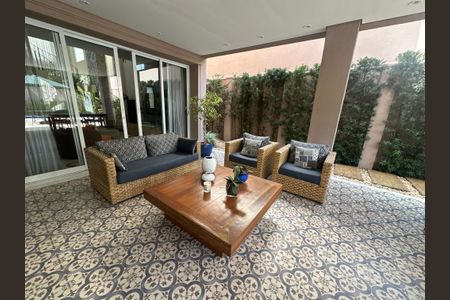 Casa de condomínio à venda com 498m², 3 quartos e 4 vagasÁrea comum