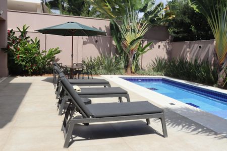 Casa de condomínio à venda com 498m², 3 quartos e 4 vagasPiscina