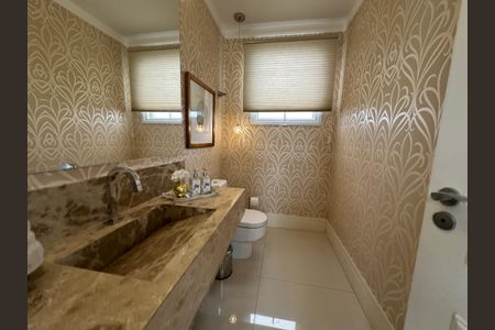 Casa de condomínio à venda com 498m², 3 quartos e 4 vagasLavabo