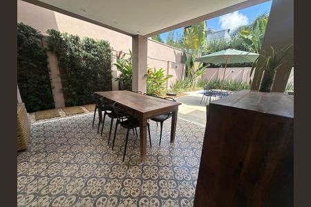 Casa de condomínio à venda com 498m², 3 quartos e 4 vagasÁrea comum