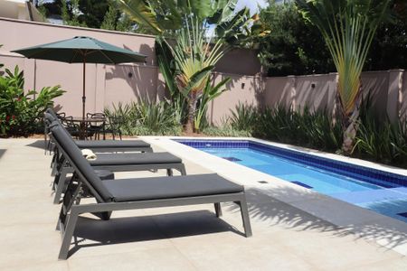 Casa de condomínio à venda com 498m², 3 quartos e 4 vagasPiscina