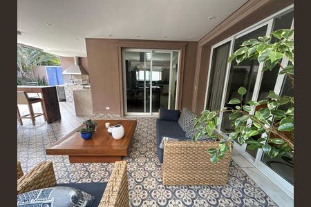 Casa de condomínio à venda com 498m², 3 quartos e 4 vagasÁrea comum