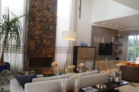 Casa de condomínio à venda com 498m², 3 quartos e 4 vagasSala