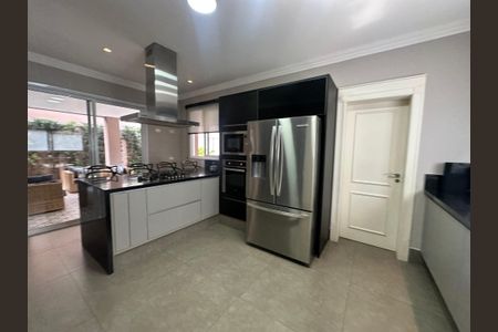 Casa de condomínio à venda com 498m², 3 quartos e 4 vagasCozinha