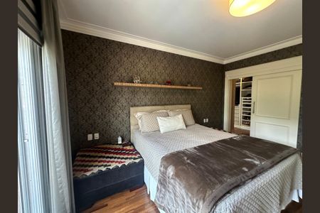 Casa de condomínio à venda com 498m², 3 quartos e 4 vagasSuíte 3