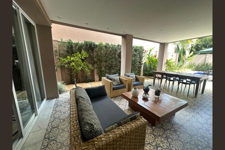 Casa de condomínio à venda com 498m², 3 quartos e 4 vagasÁrea comum