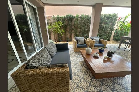 Casa de condomínio à venda com 498m², 3 quartos e 4 vagasÁrea comum