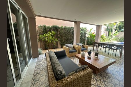 Casa de condomínio à venda com 498m², 3 quartos e 4 vagasÁrea comum