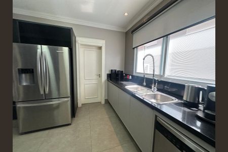 Casa de condomínio à venda com 498m², 3 quartos e 4 vagasCozinha