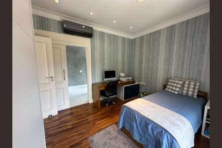 Casa de condomínio à venda com 498m², 3 quartos e 4 vagasSuíte 1