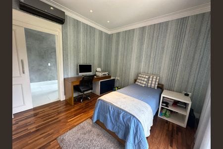 Casa de condomínio à venda com 498m², 3 quartos e 4 vagasSuíte 1