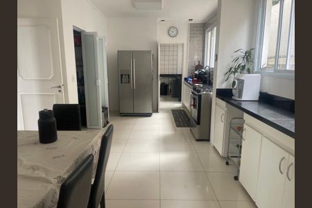 Casa de condomínio à venda com 334m², 5 quartos e 6 vagas Casa de condomínio à venda com 334m², 5 quartos e 6 vagasFoto 12