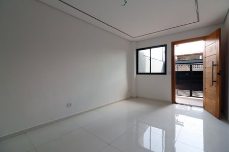 Casa à venda com 2 quartos, 85m² em Vila Nhocuné, São Paulo