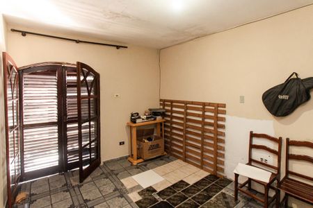 Casa à venda com 100m², 4 quartos e 2 vagas Casa à venda com 100m², 4 quartos e 2 vagasCasa 2 - Suíte 1