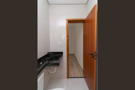 Casa à venda com 85m², 2 quartos e 1 vagaBanheiro da Suíte 2