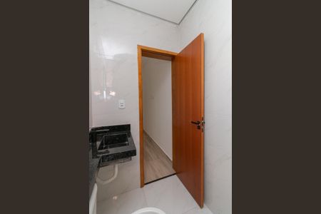 Casa à venda com 85m², 2 quartos e 1 vagaBanheiro da Suíte 2