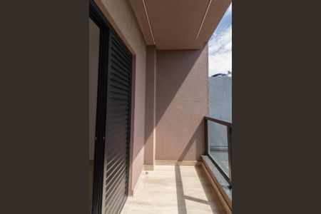 Varanda da Suíte 1 de casa à venda com 2 quartos, 85m² em Vila Nhocuné, São Paulo