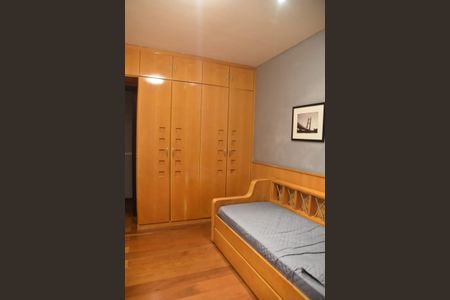 Apartamento à venda com 165m², 5 quartos e 3 vagasQuarto