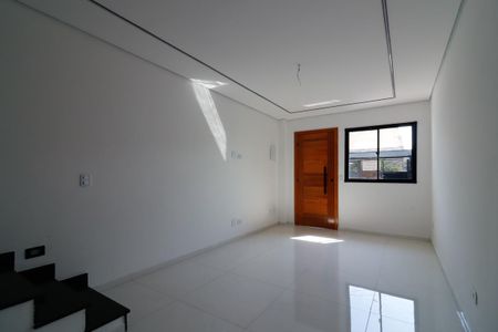 Sala de casa à venda com 2 quartos, 85m² em Vila Nhocuné, São Paulo