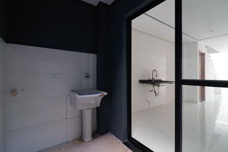 Casa à venda com 85m², 2 quartos e 1 vagaÁrea de Serviço