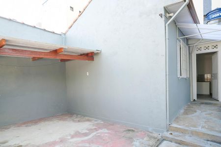 Casa para alugar com 50m², 1 quarto e 1 vagaQuintal
