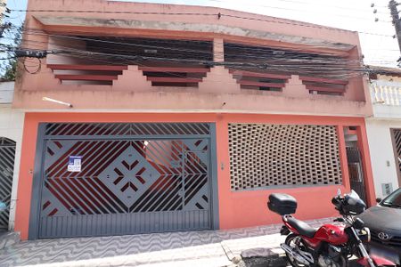 Casa para alugar com 200m², 4 quartos e 3 vagasFachada 