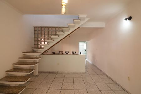 Casa para alugar com 200m², 4 quartos e 3 vagasSala 