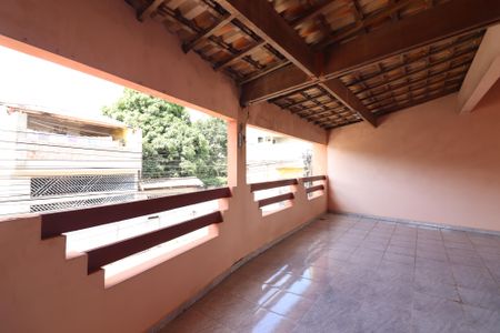 Casa para alugar com 200m², 4 quartos e 3 vagasQuarto 1 - Suíte Varanda 