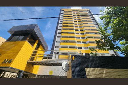 Apartamento para alugar com 67m², 2 quartos e 1 vagaFachada do Prédio