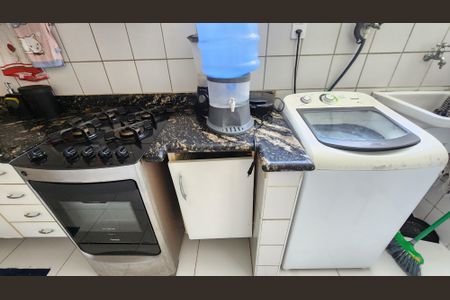 Apartamento para alugar com 67m², 2 quartos e 1 vagaCozinha e Área de Serviço