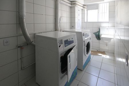 Apartamento para alugar com 57m², 2 quartos e 1 vaga Apartamento para alugar com 57m², 2 quartos e 1 vagaLavanderia