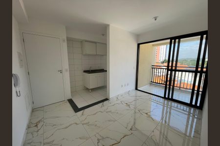 Sala de apartamento para alugar com 2 quartos, 44m² em Jardim Ester, São Paulo