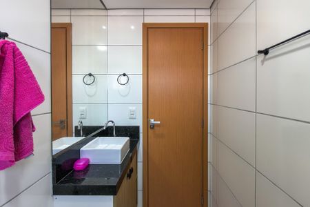 Apartamento para alugar com 124m², 2 quartos e 2 vagasBanheiro da Suíte