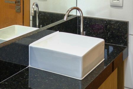 Apartamento para alugar com 124m², 2 quartos e 2 vagasBanheiro da Suíte