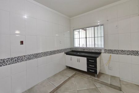 Casa para alugar com 60m², 2 quartos e 1 vagaCozinha