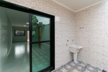 Casa para alugar com 79m², 2 quartos e 1 vagaÁrea de Serviço