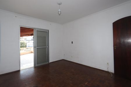 Casa à venda com 180m², 3 quartos e 2 vagasQuarto 1