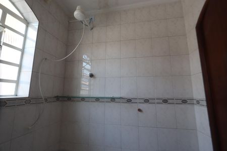 Casa à venda com 180m², 3 quartos e 2 vagasBanheiro de Baixo