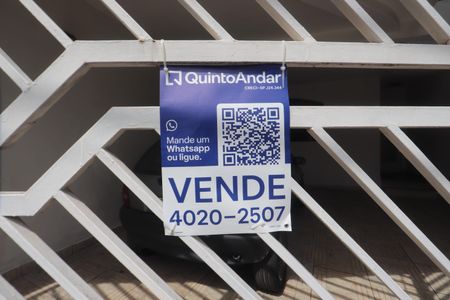 Casa à venda com 180m², 3 quartos e 2 vagasPlaca