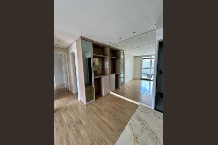 Apartamento à venda com 57m², 2 quartos e 1 vagaFoto 02