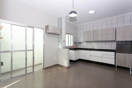 Casa para alugar com 220m², 3 quartos e 2 vagasCozinha
