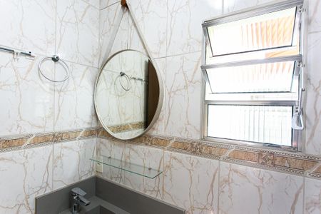 Casa para alugar com 220m², 3 quartos e 2 vagasBanheiro da Suíte